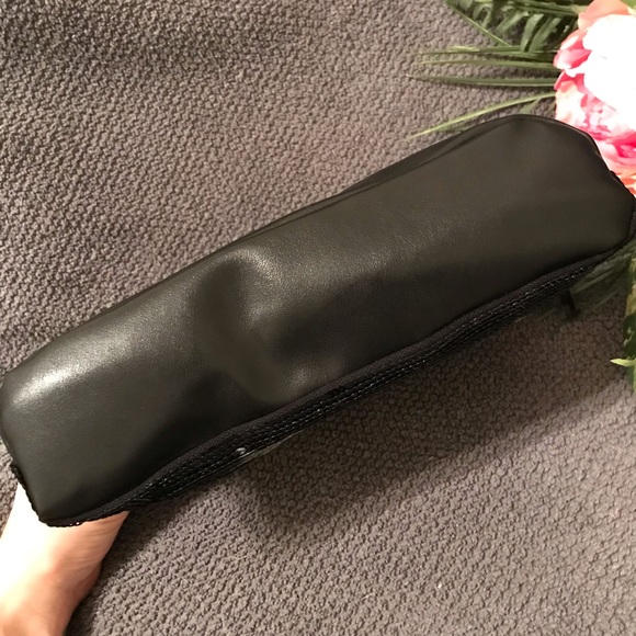 Victoria’s Secret Life of the Party sequin makeup bag - Picture 3 of 8